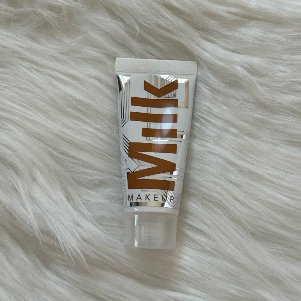 Milk Makeup Bionic Liquid Bronzer Time Travel Light Bronzer